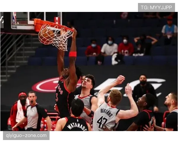 特伦特无球跑动拉开空间，3D属性成猛龙外线关键