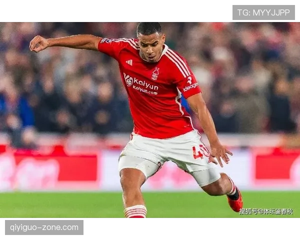 曼联防线失误频繁问题加剧，对赛季防守稳定性带来影响